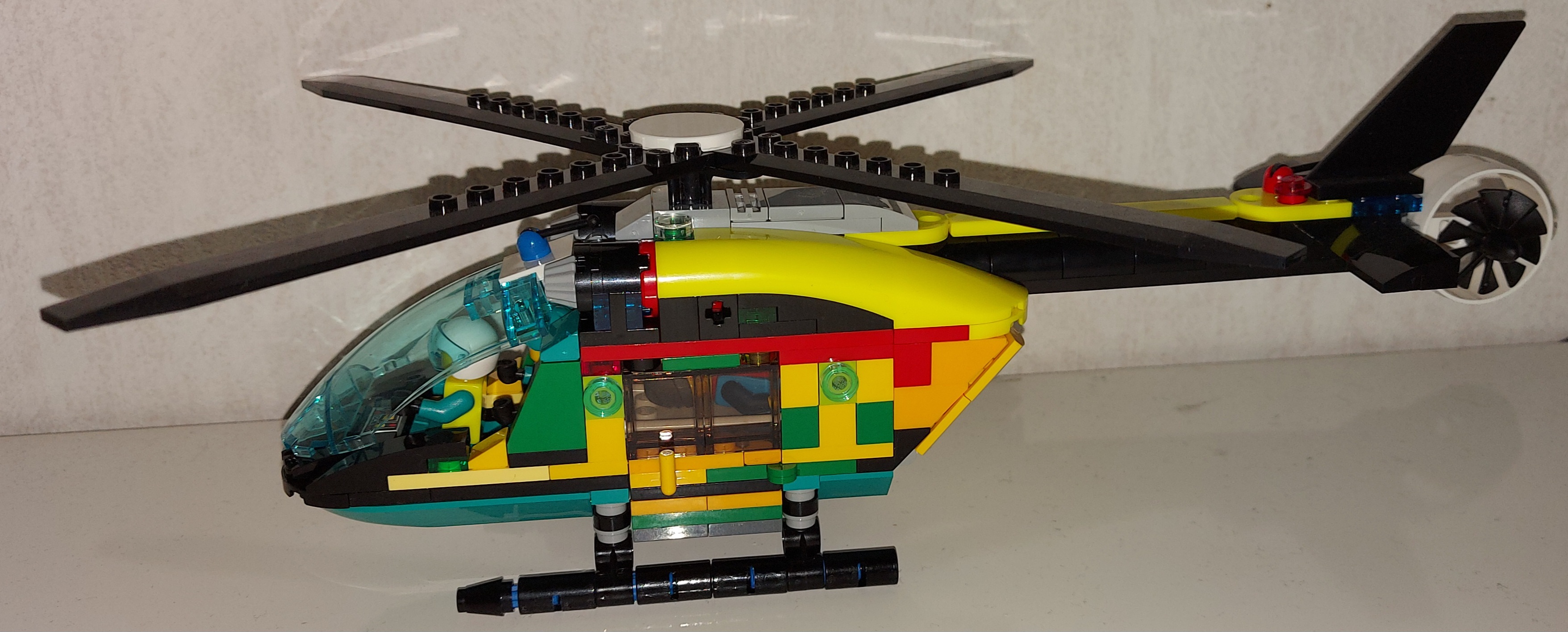Min egna lego city Ambulanshelikopter. .jpg